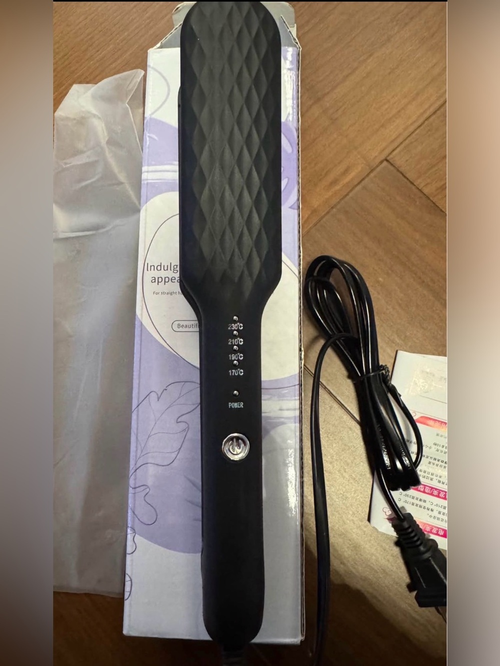 NIB Black Hair straightener with Temperature Settings